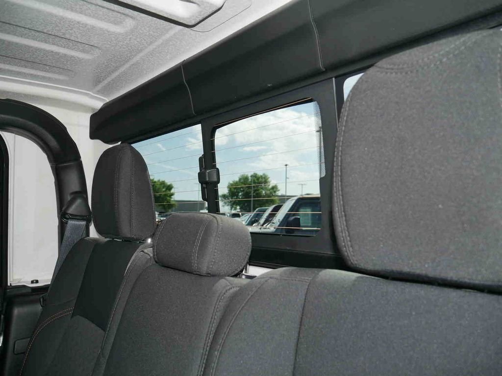 Used 2026 Black Jeep Mojave image 18