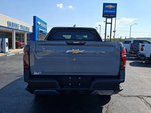 New 2026 Gray Chevrolet LT image 5