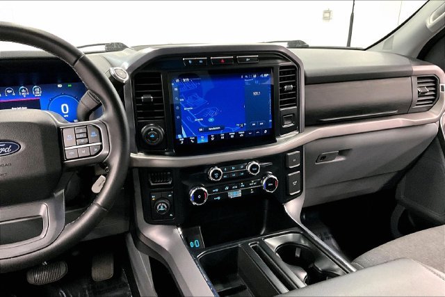Used 2024 Agate Black Metallic Ford XLT image 7