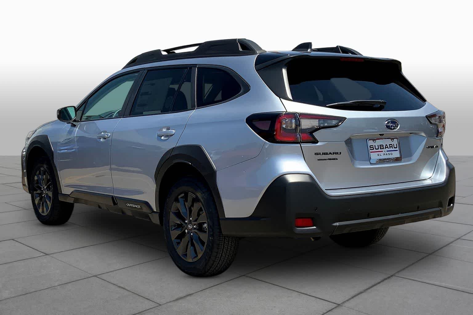 Certified Used 2025 Ice Silver Metallic Subaru Onyx Edition image 12