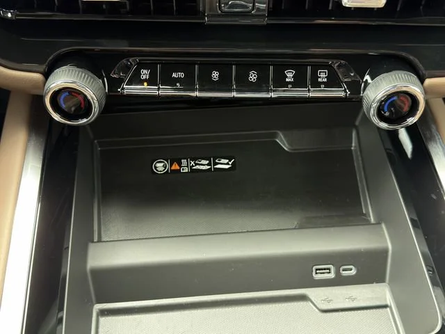 New 2026 Polar White Tricoat Chevrolet High Country image 16