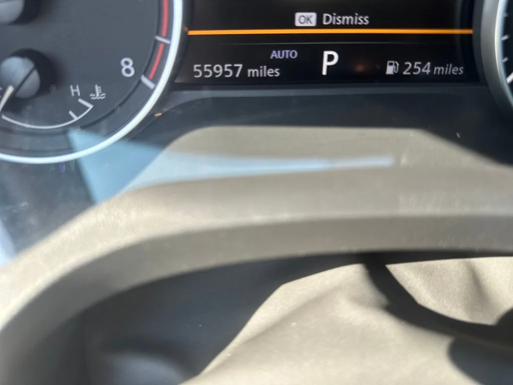 Used 2023 White Nissan S image 18