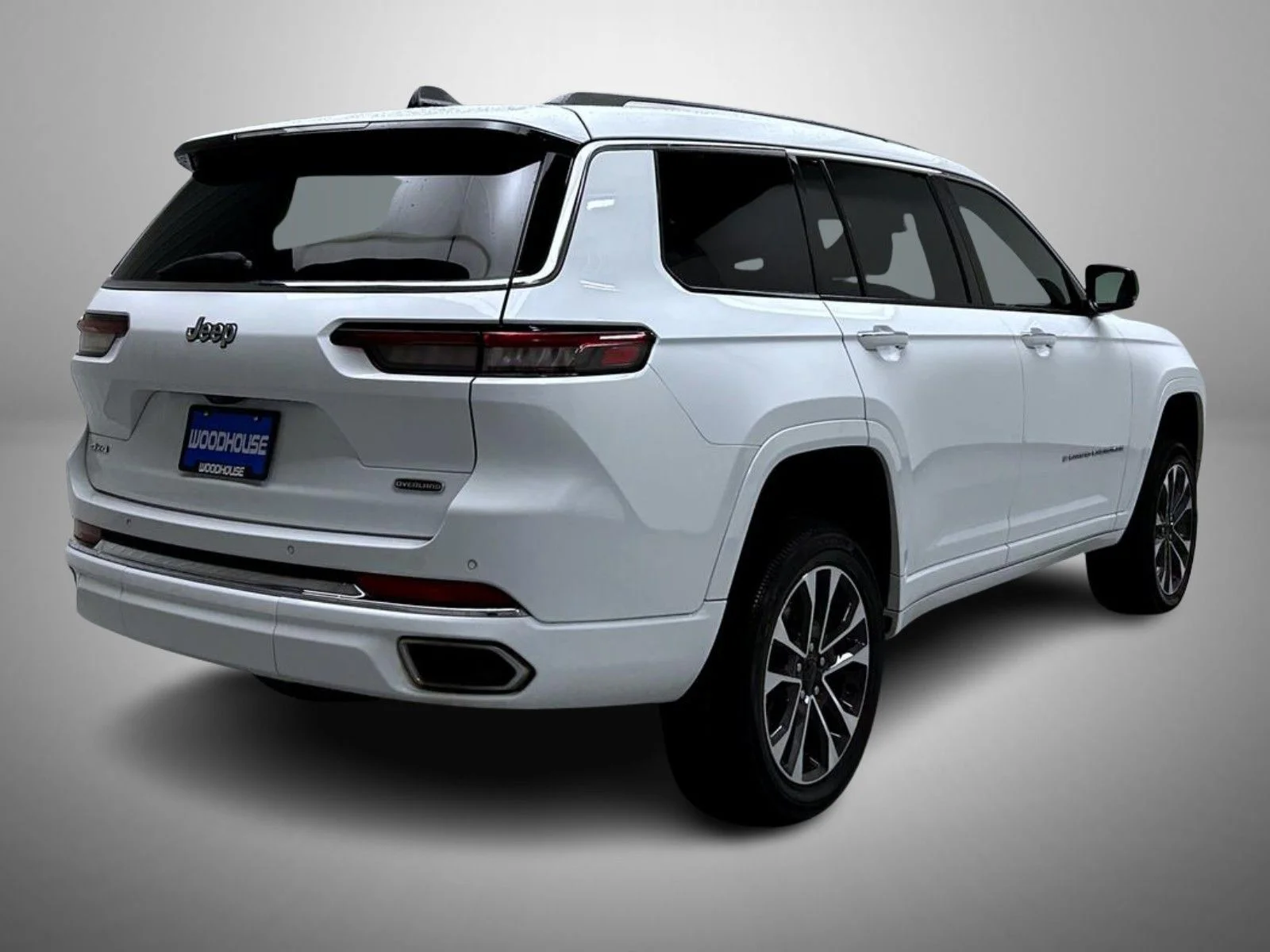 Used 2024 White Jeep Overland image 5
