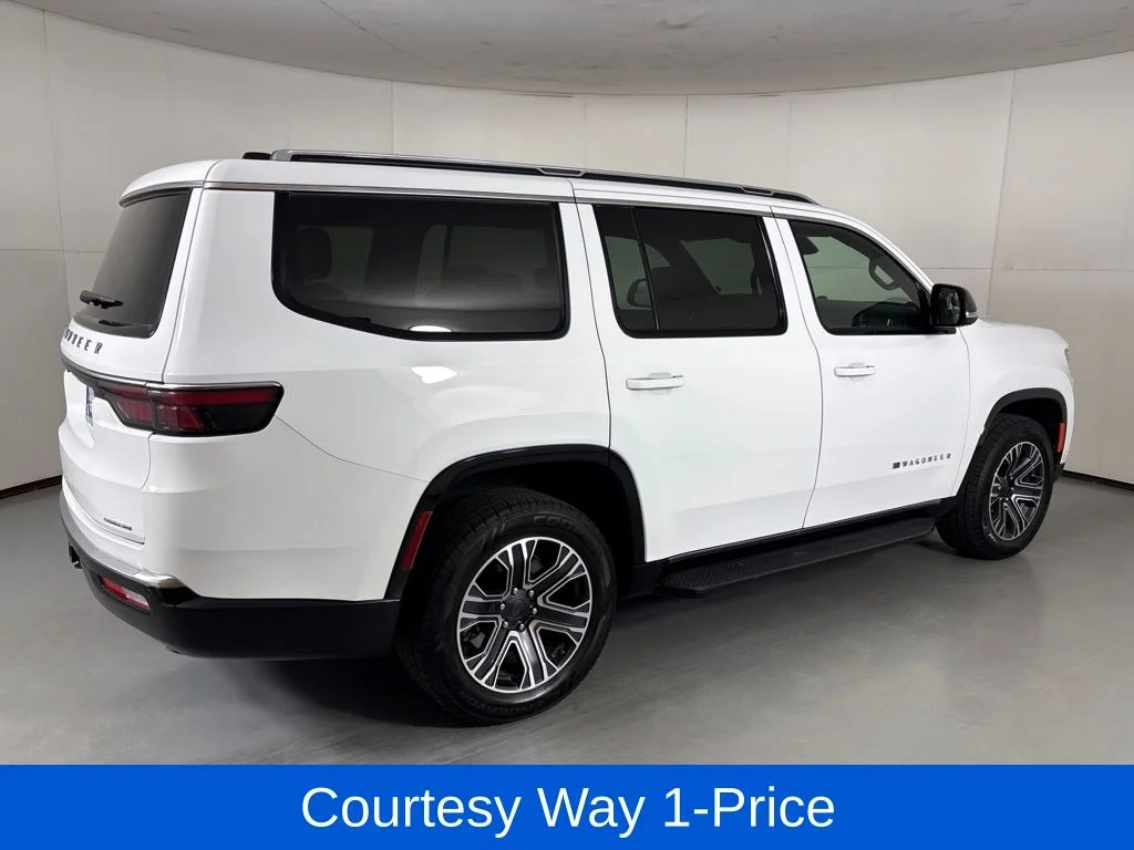 Used 2024 White Jeep Series II image 11