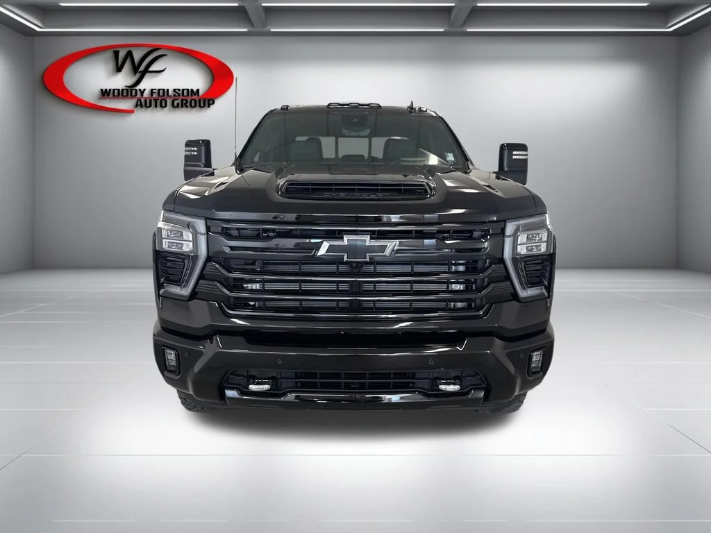 New 2026 Black Chevrolet High Country image 2