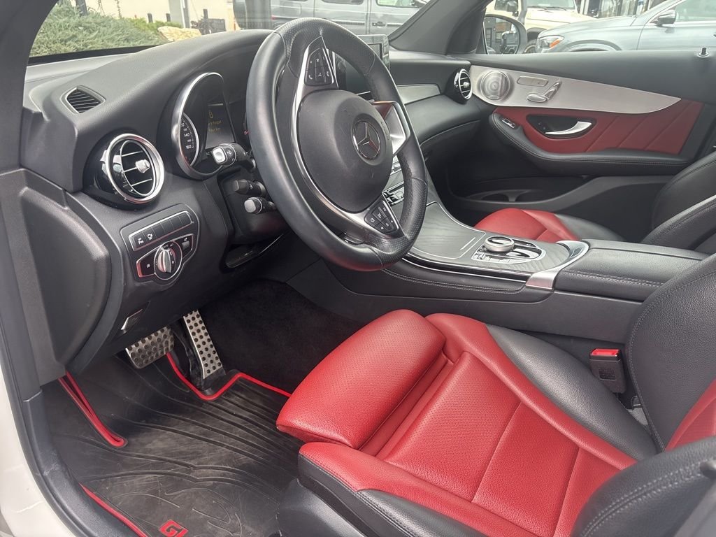 Used 2019 White Mercedes-Benz GLC 300 Coupe image 3