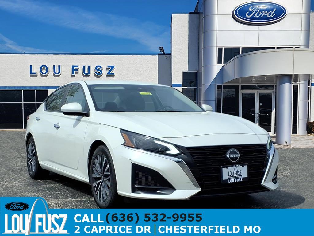 2023 Nissan Altima SV