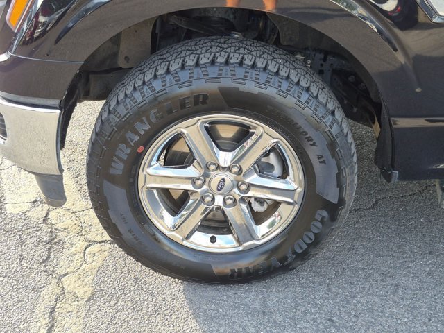 Used 2025 Black Metallic Ford XLT image 44