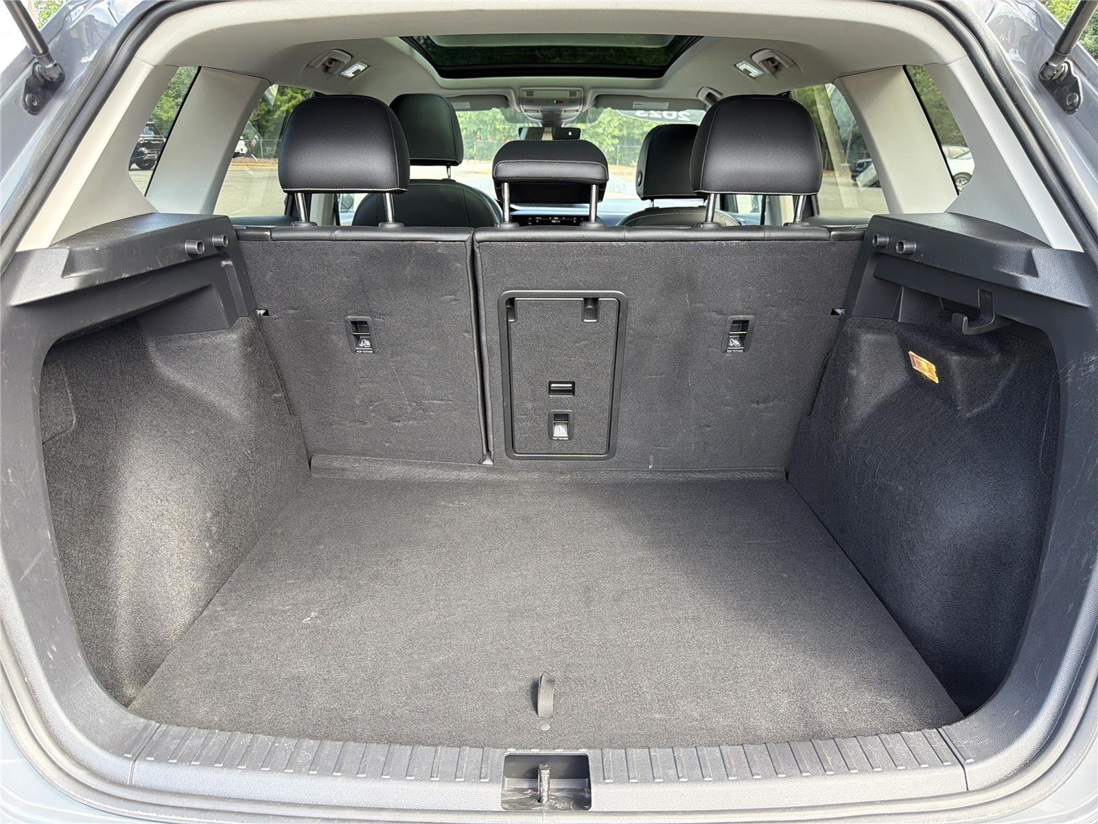 Used 2023 Pure Gray Volkswagen SE image 24
