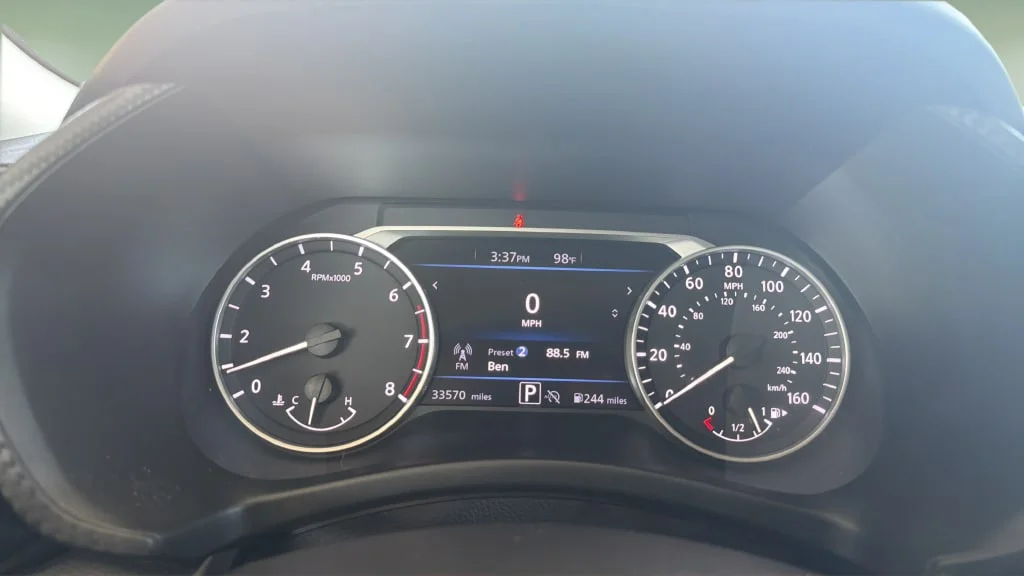 Used 2025 Electric Blue Metallic Nissan SR image 16