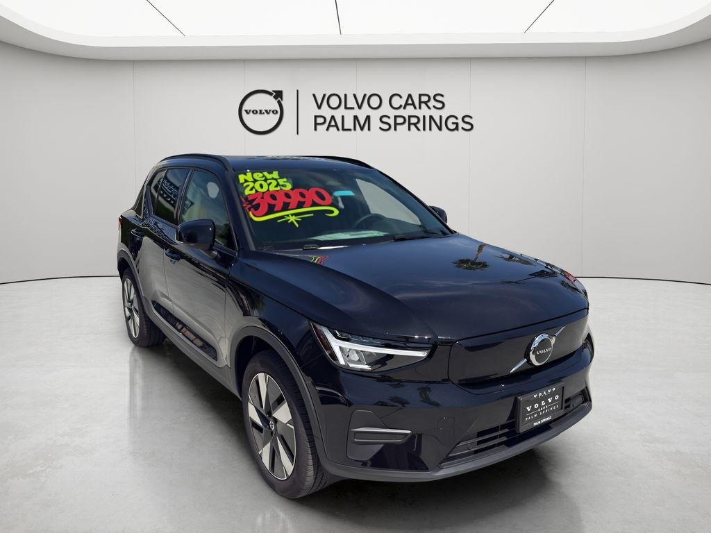2025 Volvo EX40 Twin Motor Core AWD's photo