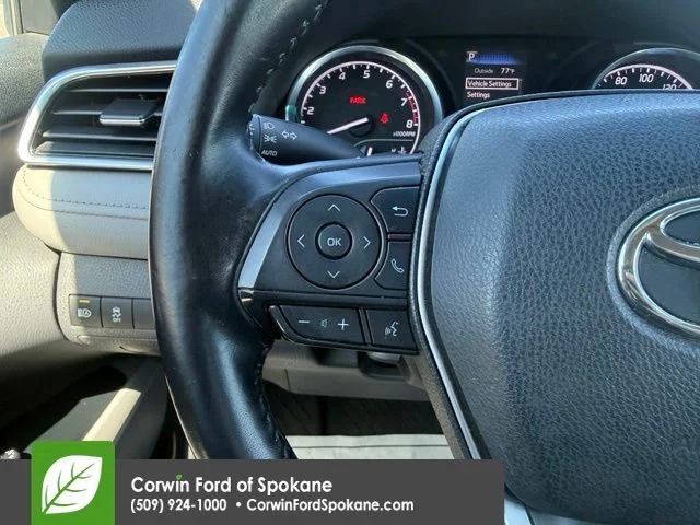 Used 2018 Ruby Flare Pearl Toyota SE image 21