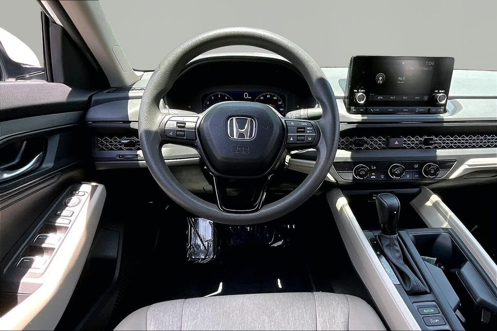 Used 2024 White Honda LX image 9