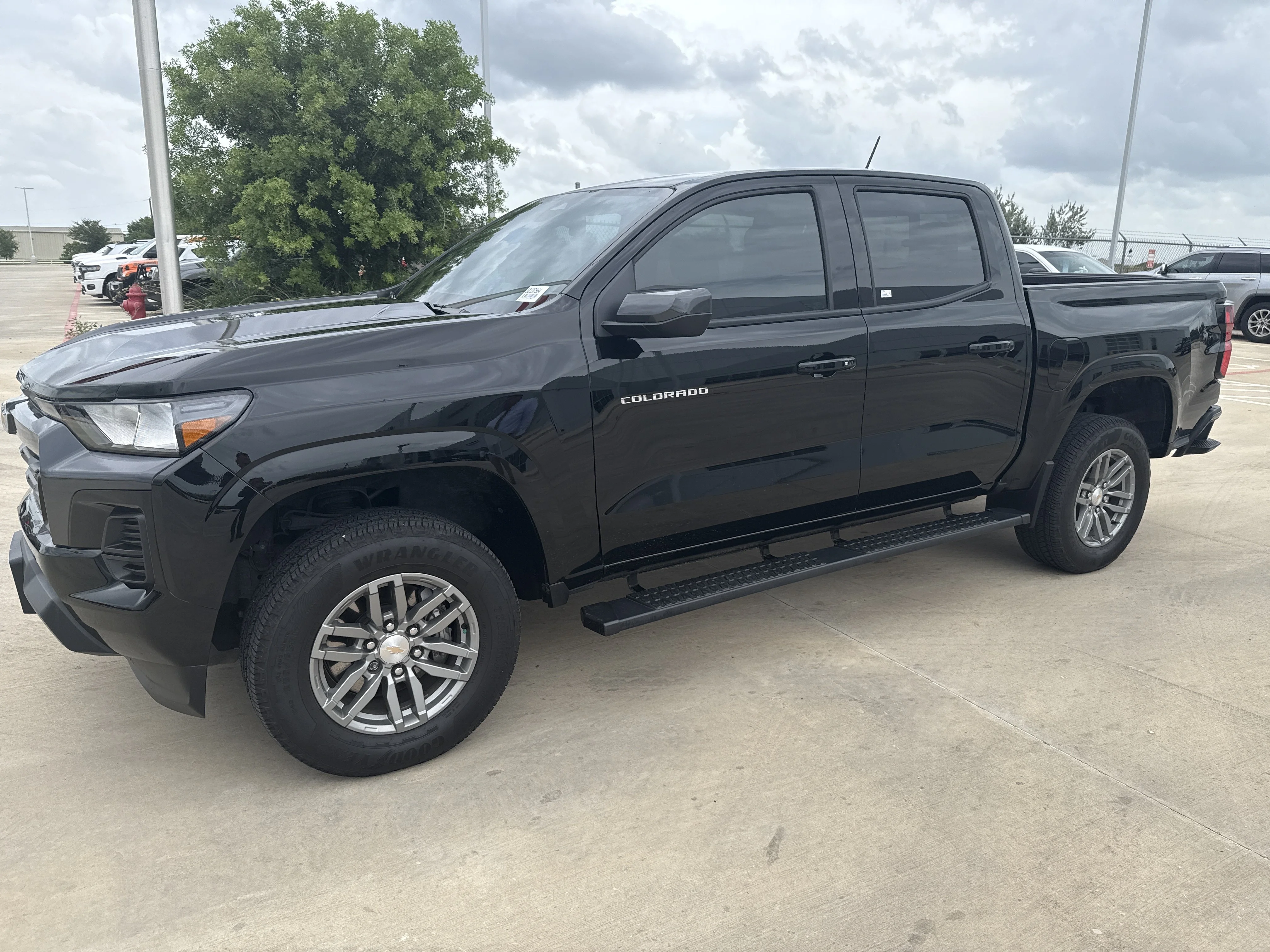 Used 2025 Black Chevrolet LT image 11