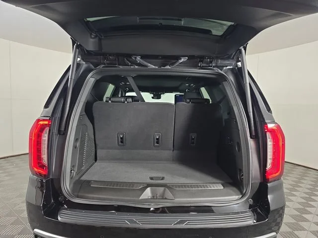 Used 2023 Onyx Black GMC Denali image 18