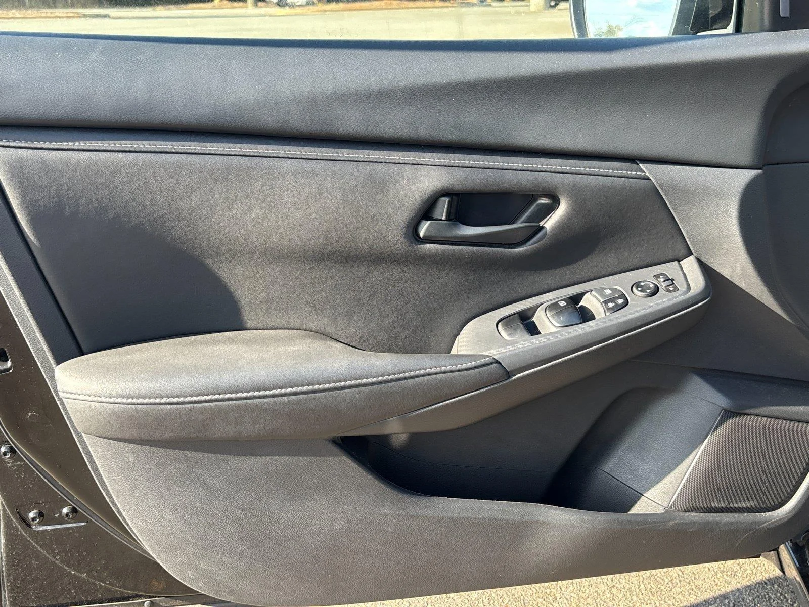 Used 2025 Super Black Nissan S image 13