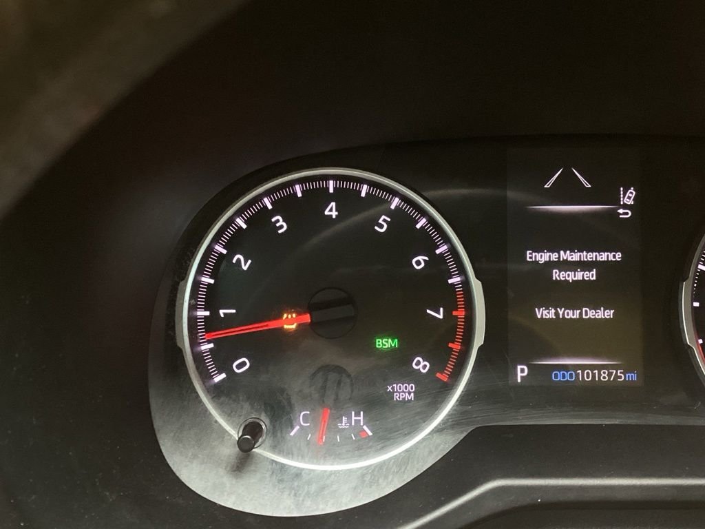Used 2019 Black Toyota LE image 11