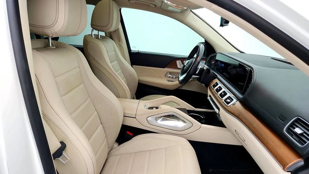 Used 2021 designo Diamond White Bright Mercedes-Benz GLS 580 4MATIC® SUV w/ Driver Assist Pkg Plus & Night Pkg image 22