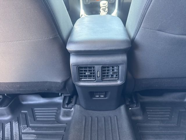 2023 Toyota RAV4 XLE - Photo 20