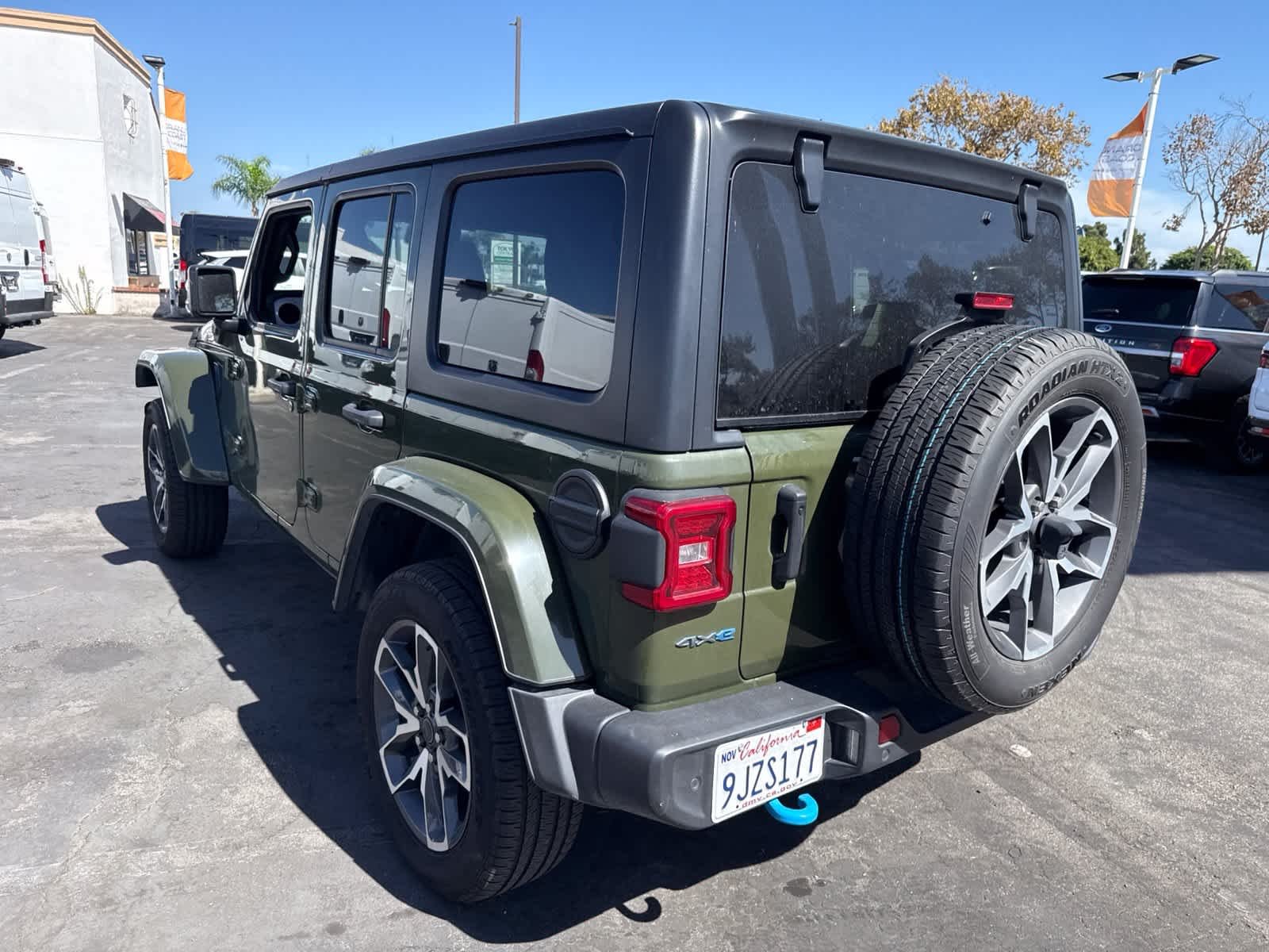 Used 2024 Sarge Green Clearcoat Jeep Sport S image 18