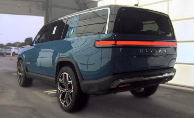 Used 2023 Blue Rivian Adventure Quad Motor Large Pack image 3