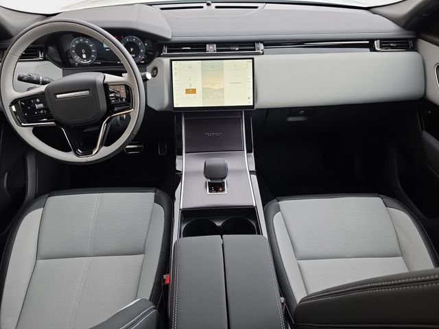 New 2026 Ostuni Pearl White Land Rover Belgravia Edition image 9