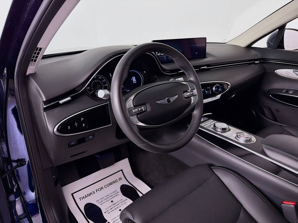 Certified Used 2025 Capri Blue Genesis 2.5T image 9
