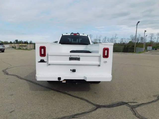 2025 Ford F-350 Super Duty Chassis Cab XL - Photo 39