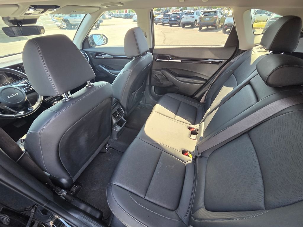 Used 2024 Black Kia S image 13
