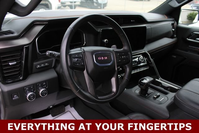 Used 2024 White GMC AT4 image 3