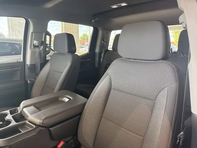 Used 2024 Onyx Black GMC Elevation image 18