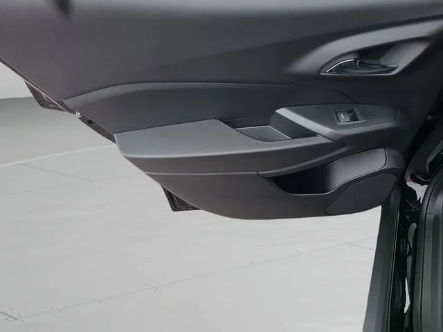 New 2026 Mosaic Black Metallic Chevrolet 2RS image 16