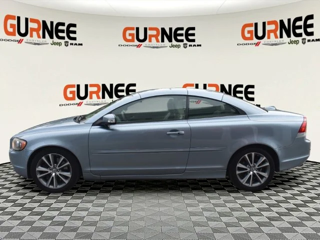 Used 2010 Blue Volvo T5 image 7