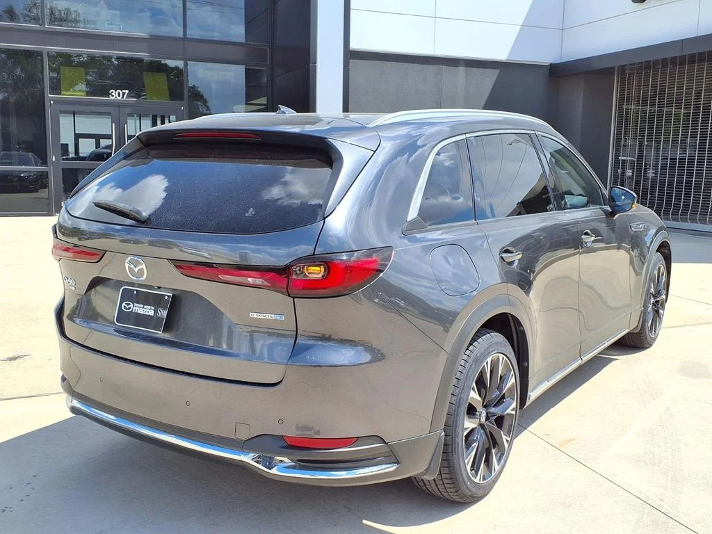 Certified Used 2024 Gray Mazda Premium image 3