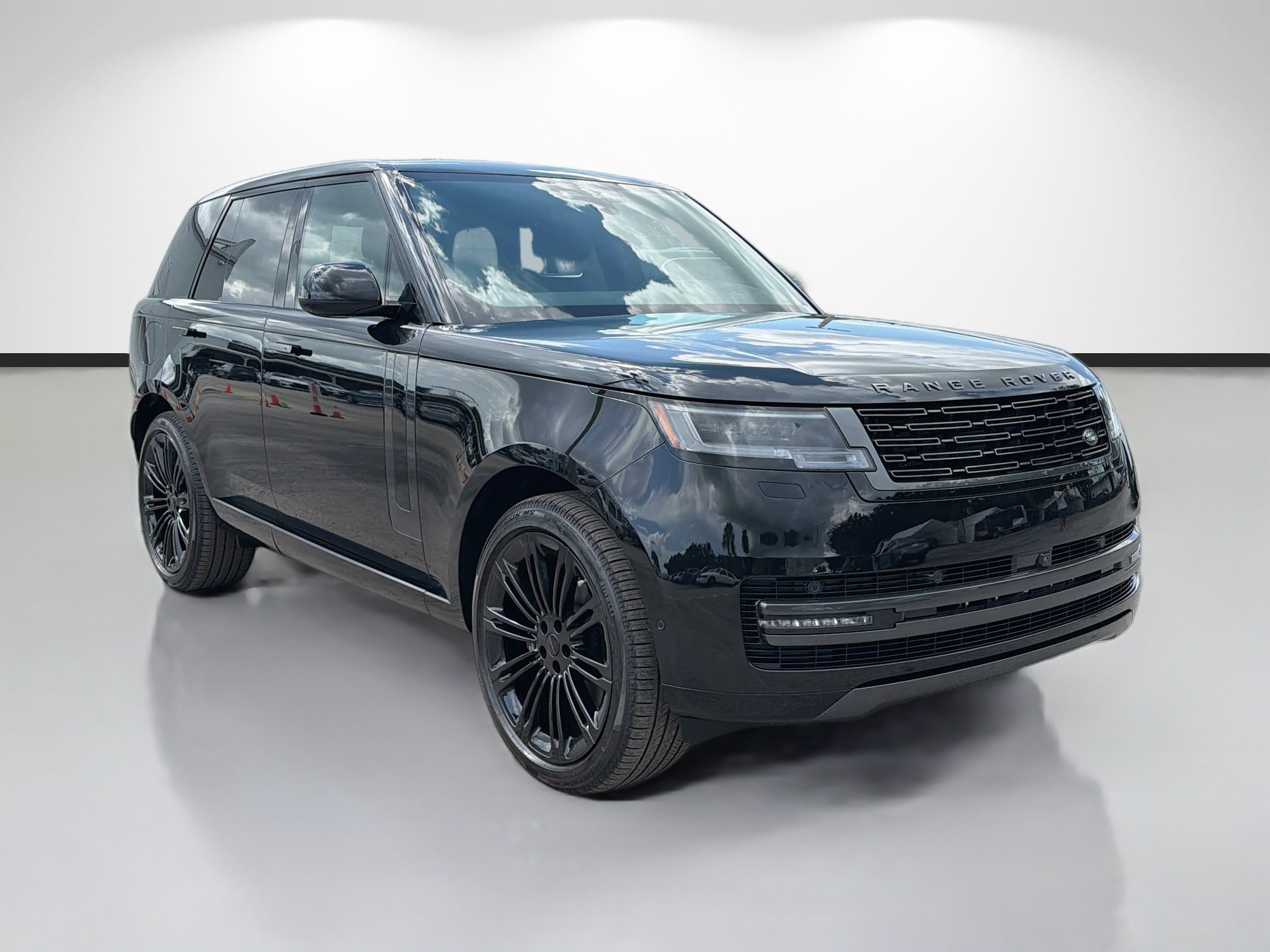 New 2026 Santorini Black Land Rover SE image 7