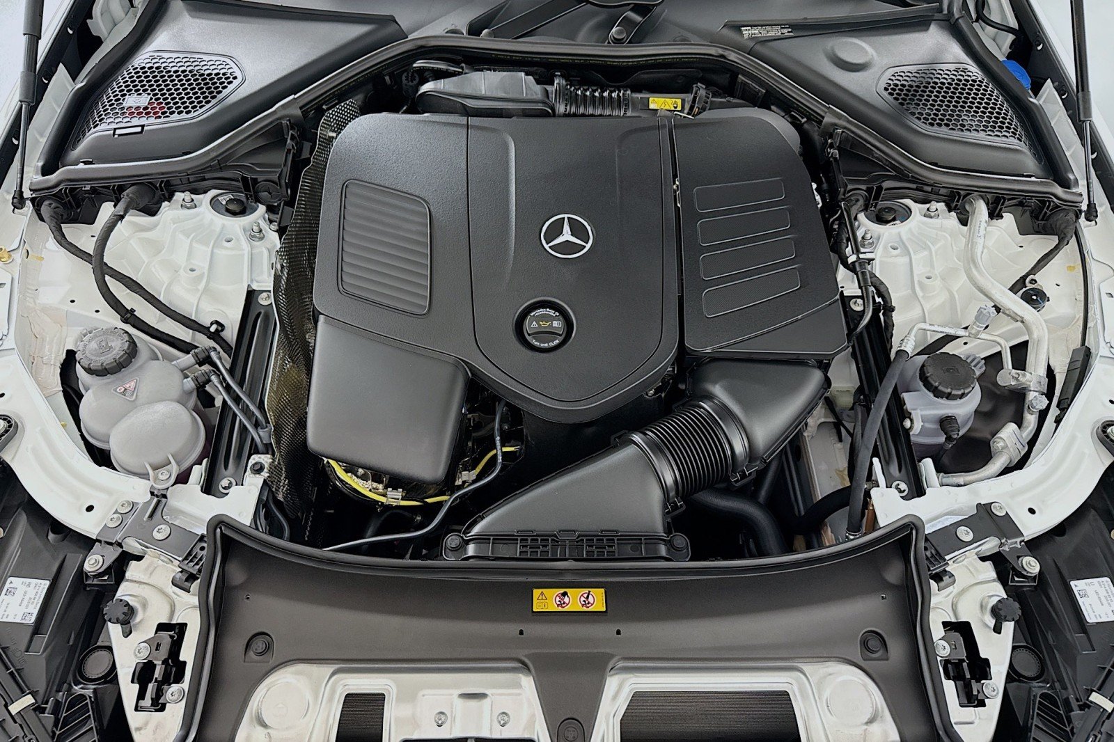 New 2026 Polar White Mercedes-Benz E 350 RWD Sedan image 10