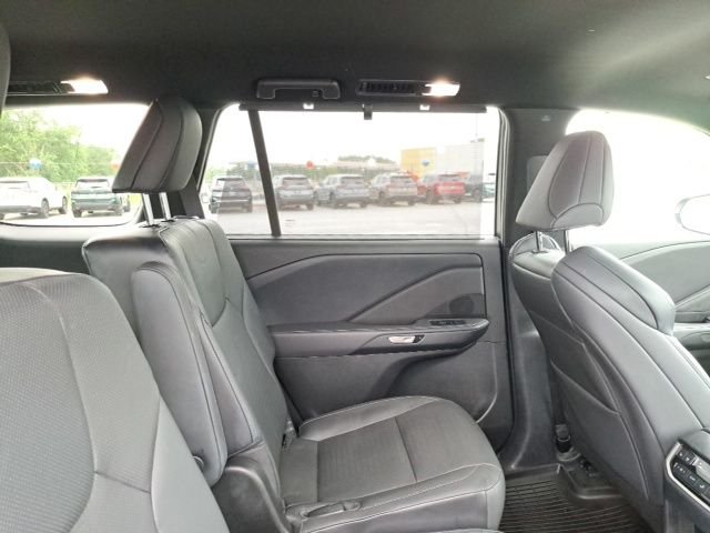 Used 2024 Silver Lexus 500h F SPORT Premium image 7