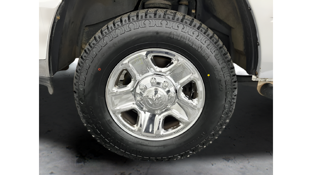 Used 2018 Bright Silver Clearcoat Metallic Ram Tradesman image 23
