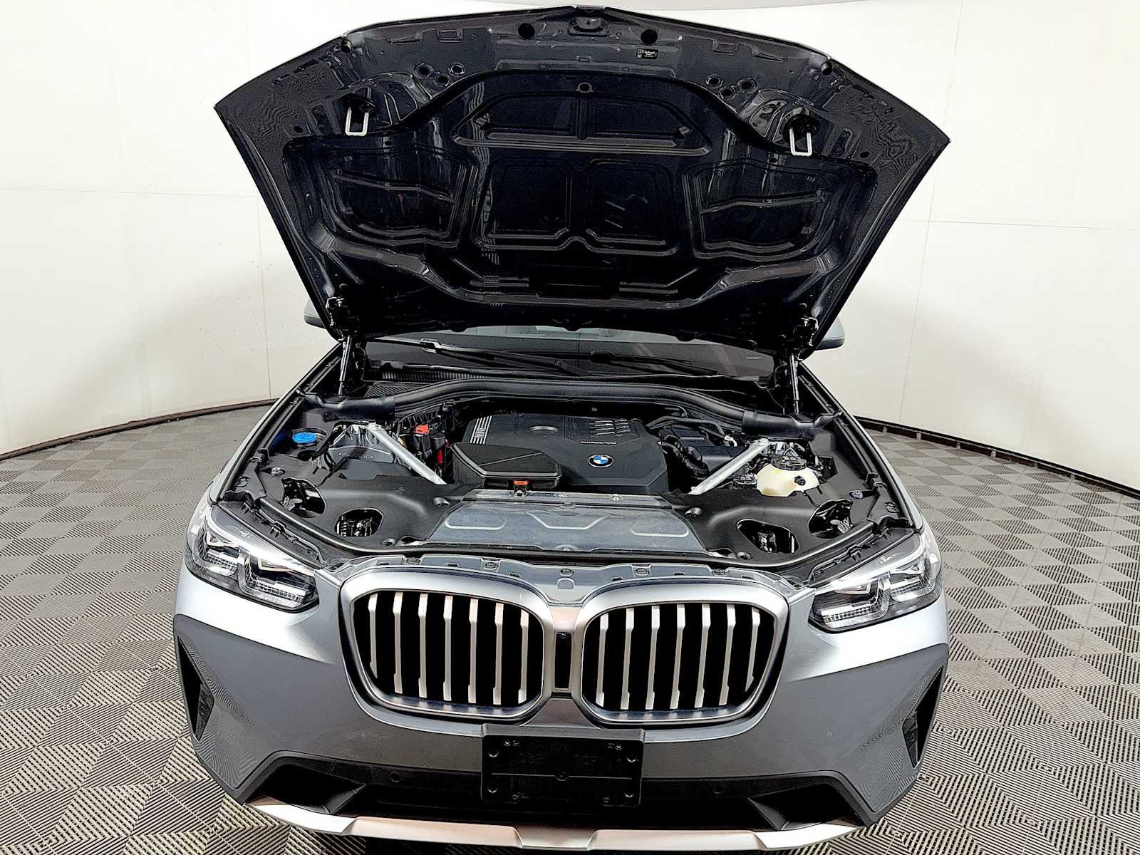 Certified Used 2024 Skyscraper Grey Metallic BMW xDrive30i image 31