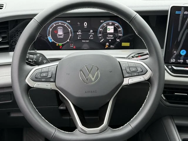 New 2026 Silver Volkswagen 2.0T SE image 10