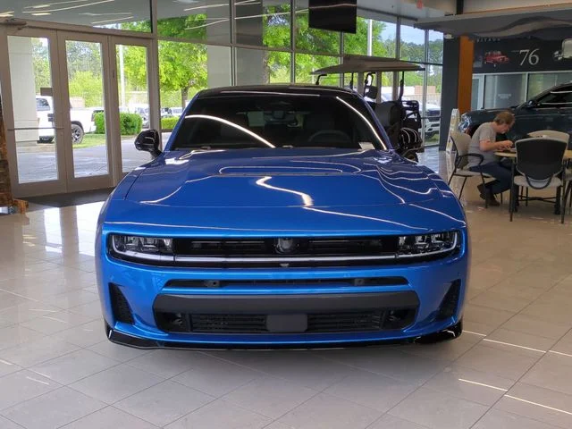 New 2026 Bludicrous Exterior Paint Dodge R/T image 8