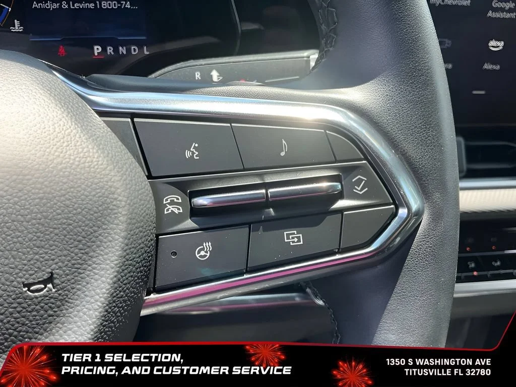 Used 2025 Mosaic Black Metallic Chevrolet LT image 27