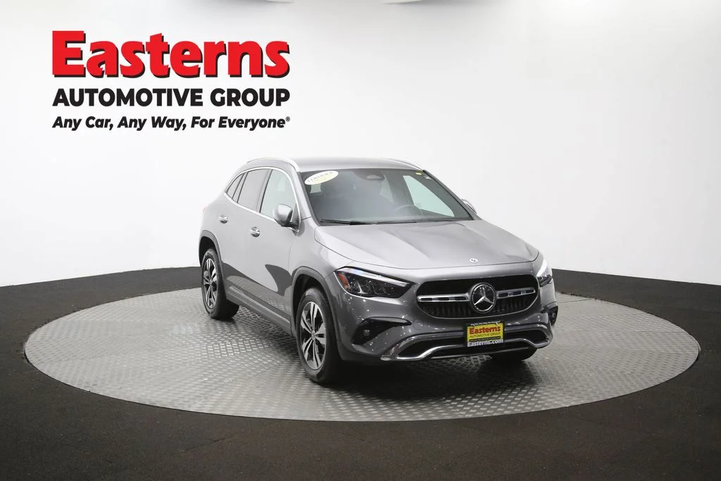 Used 2025 Gray Mercedes-Benz GLA 250 image 47