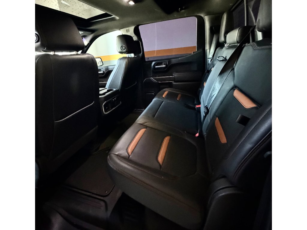 Used 2021 Dark Sky Metallic GMC AT4 image 21