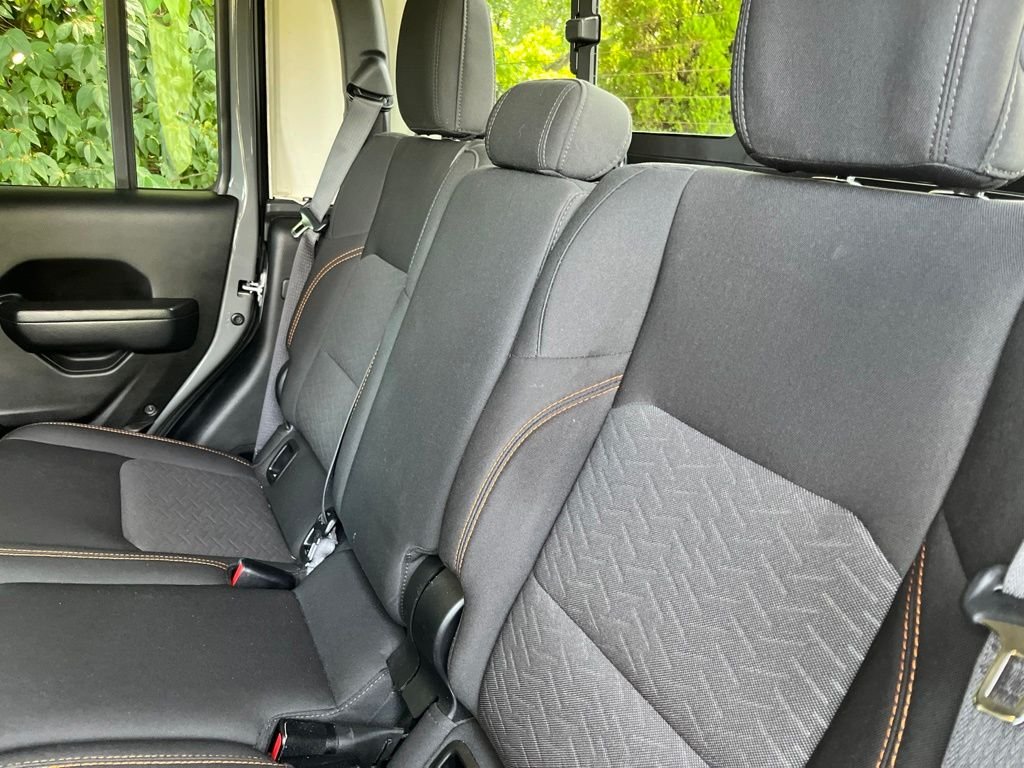 Used 2022 Gray Clearcoat Jeep Mojave image 45