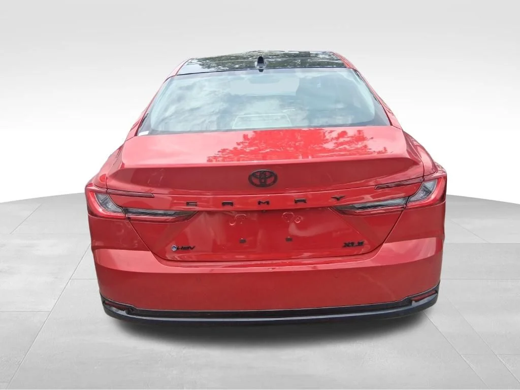 Used 2025 Red Toyota XLE image 5