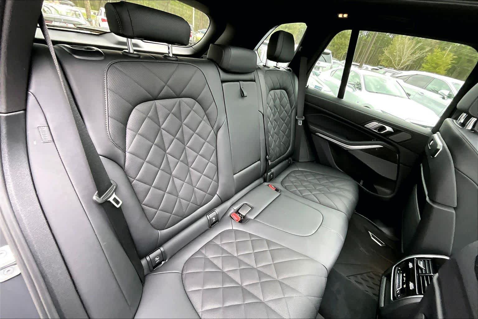 Certified Used 2024 Dravit Grey Metallic BMW M60i image 20