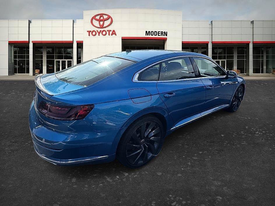 Used 2023 Blue Metallic Volkswagen SEL R-Line image 15