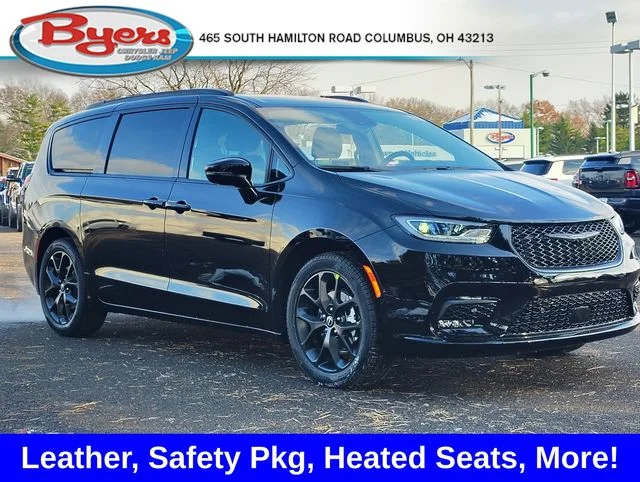 New 2026 Diamond Black Crystal Pearl-Coat Exterior Paint Chrysler Select image 1