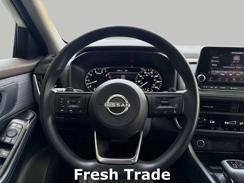 Used 2023 Pearl White Tricoat Nissan SV image 12